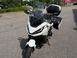Moottoripyörä Honda NT 2022 26007755