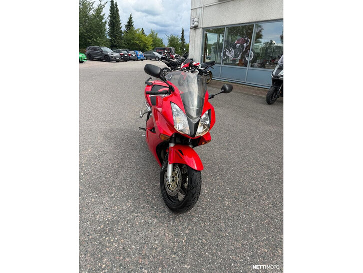 Moottoripyörä Honda VFR 2003 26008035