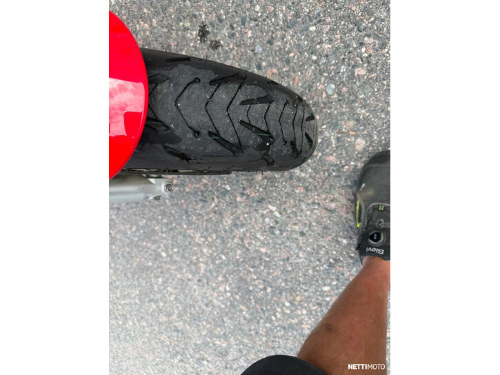 Moottoripyörä Honda VFR 2003 26008047