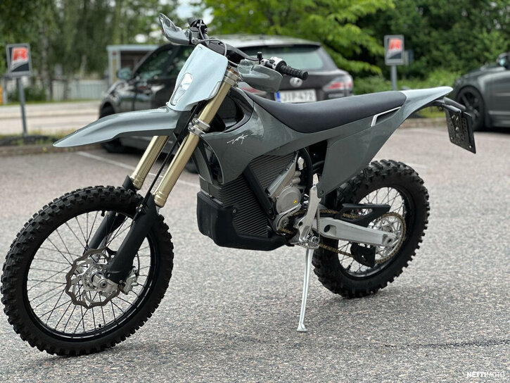 Moottoripyörä Stark Varg 2025 26009937