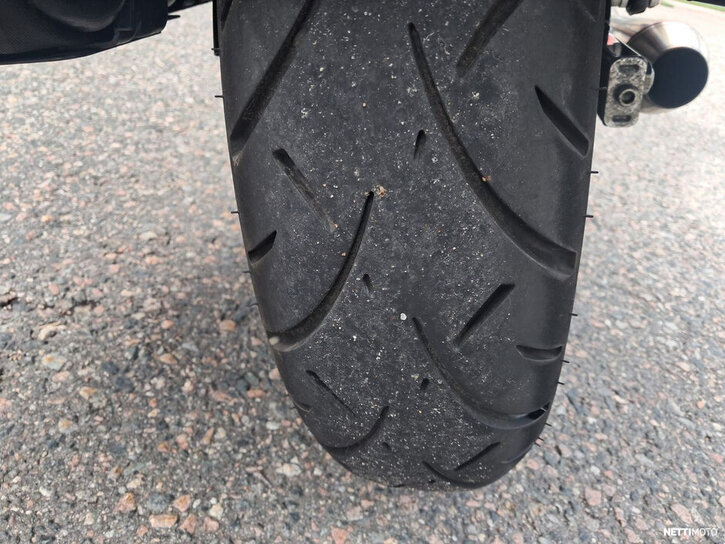 Moottoripyörä Harley-Davidson Dyna 2003 26055158