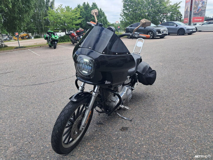 Moottoripyörä Harley-Davidson Dyna 2003 26055161