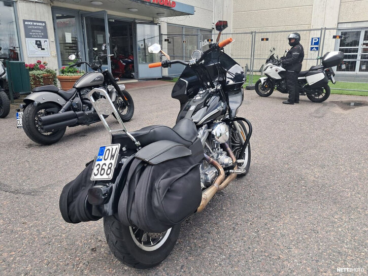 Moottoripyörä Harley-Davidson Dyna 2003 26055163