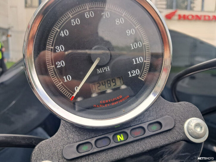 Moottoripyörä Harley-Davidson Dyna 2003 26055164