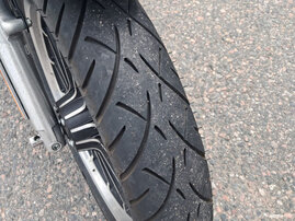 Moottoripyörä Harley-Davidson Dyna 2003 26055165