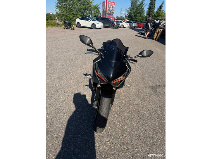 Moottoripyörä Honda CBR 2023 26068482