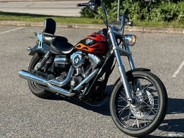 Moottoripyörä Harley-Davidson Dyna 2010 26068918