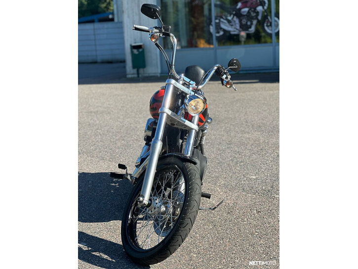 Moottoripyörä Harley-Davidson Dyna 2010 26068949