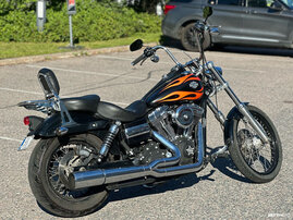 Moottoripyörä Harley-Davidson Dyna 2010 26068985