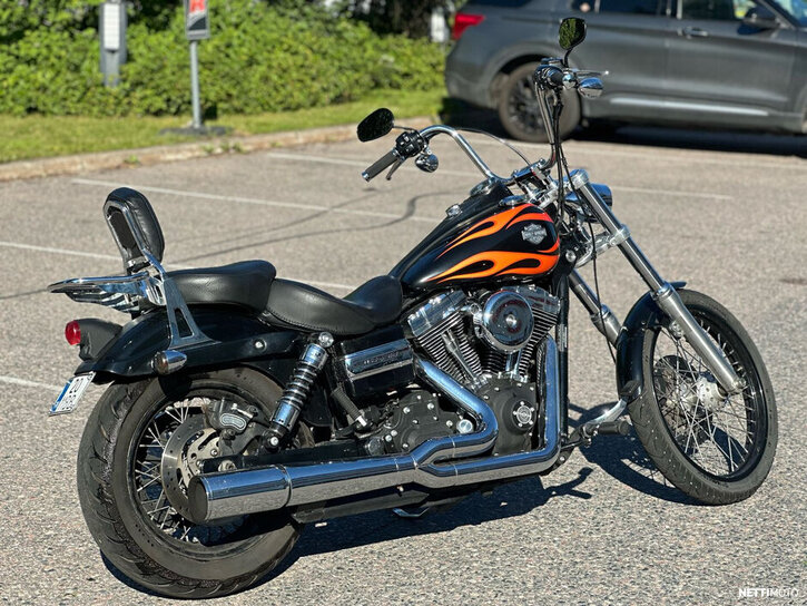 Moottoripyörä Harley-Davidson Dyna 2010 26068985