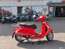 Vespa GTS 3411752