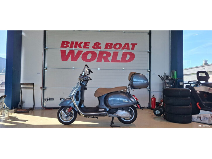 Skootteri Vespa GTS 2019 26152940