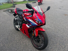 Moottoripyörä Honda CBR 2026 26221505