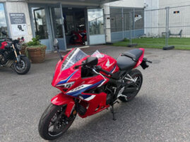 Moottoripyörä Honda CBR 2026 26221508