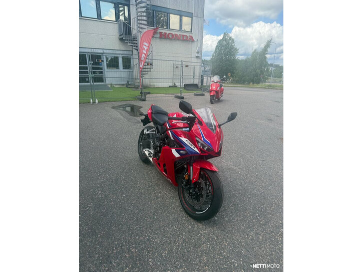 Moottoripyörä Honda CBR 2026 26221513