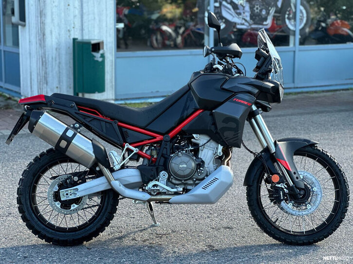 Moottoripyörä Aprilia Tuareg 2024 26235776