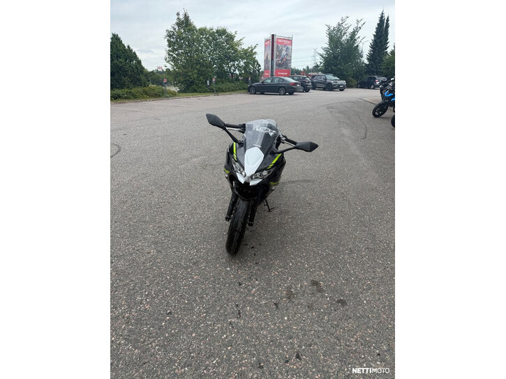 Moottoripyörä Kawasaki Ninja 2022 26257838