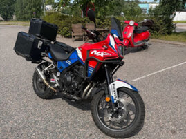 Moottoripyörä Honda CB 2025 26266025
