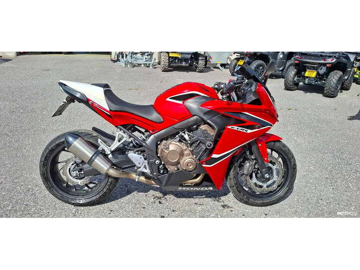 Moottoripyörä Honda CBR 2017 26320488