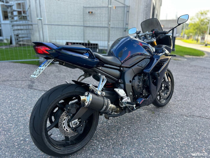 Moottoripyörä Yamaha FZ1 2008 26321798
