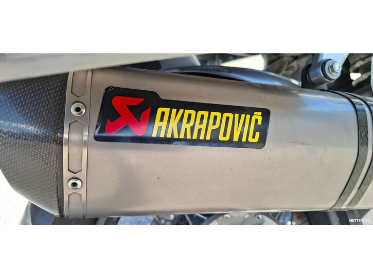 Moottoripyörä Honda VFR 2012 26342432