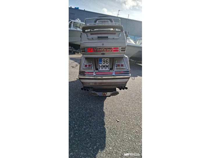 Moottoripyörä Honda GL 1992 26388177