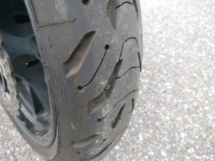 Moottoripyörä Kawasaki GTR 2014 26402034