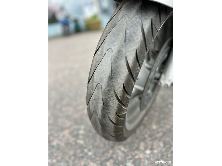 Moottoripyörä Honda NT 2008 26460547