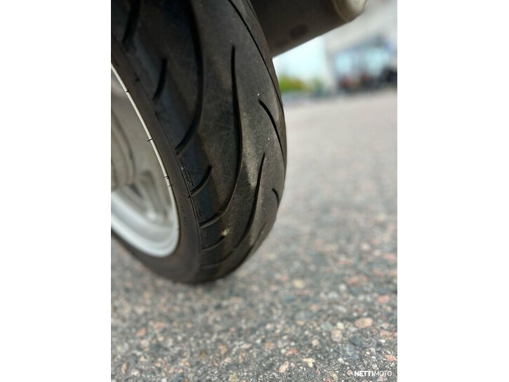 Moottoripyörä Honda NT 2008 26460552