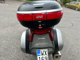 Moottoripyörä Honda NT 2008 26460558