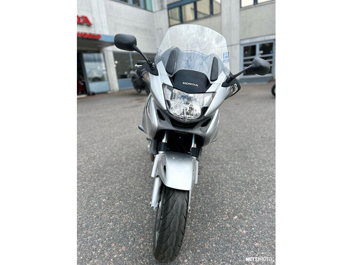 Moottoripyörä Honda NT 2008 26460563