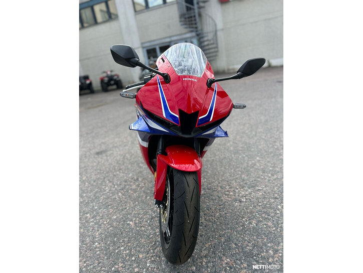 Moottoripyörä Honda CBR 2026 26460823