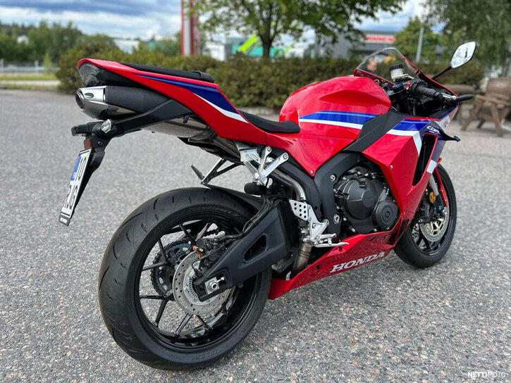 Moottoripyörä Honda CBR 2026 26460841