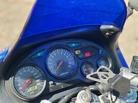 Moottoripyörä Suzuki GSX 1998 26493632