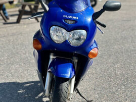 Moottoripyörä Suzuki GSX 1998 26493638