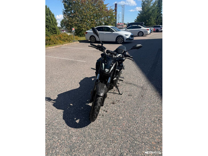 Moottoripyörä Yamaha MT-07 2023 26494734