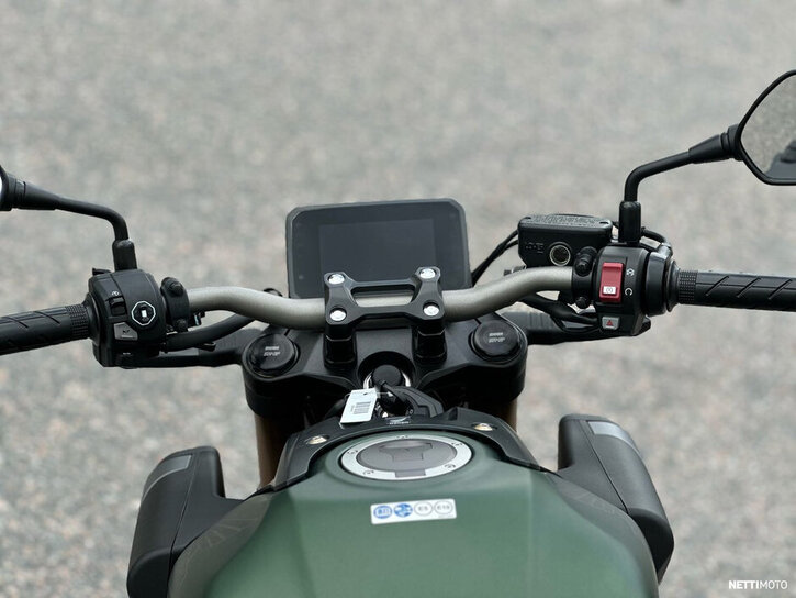 Moottoripyörä Honda CB 2025 26563654