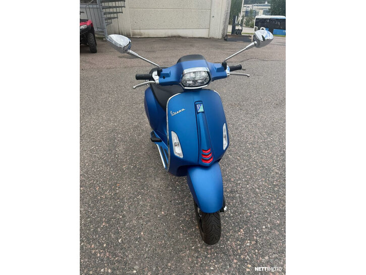 Skootteri Vespa Sprint 2023 26563840