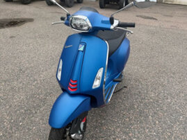 Skootteri Vespa Sprint 2023 26563842