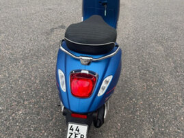 Skootteri Vespa Sprint 2023 26563843
