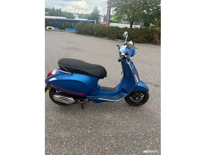 Skootteri Vespa Sprint 2023 26563875