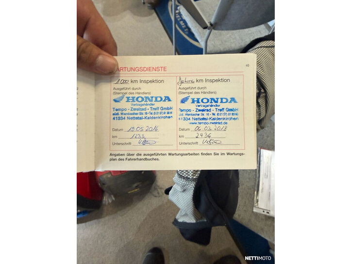Moottoripyörä Honda GL 2025 26577588