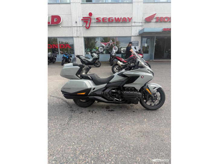 Moottoripyörä Honda GL 2026 26579332