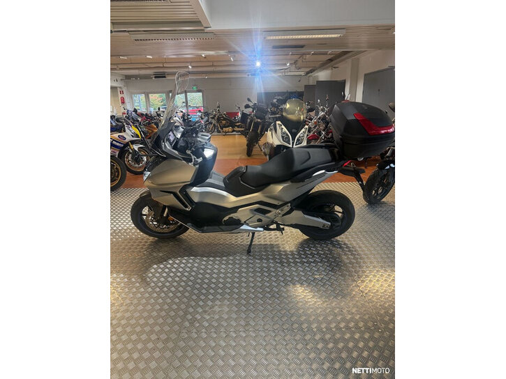 Skootteri Honda Forza 2025 26632643