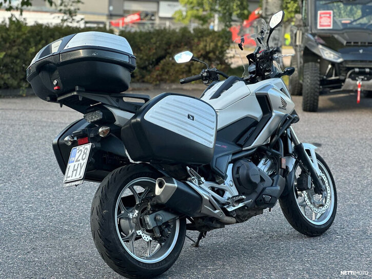 Moottoripyörä Honda NC 2018 26645567