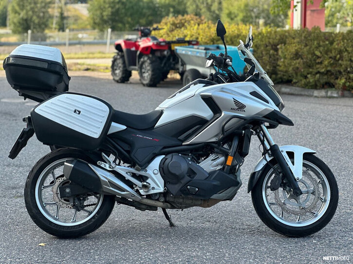 Moottoripyörä Honda NC 2018 26645808