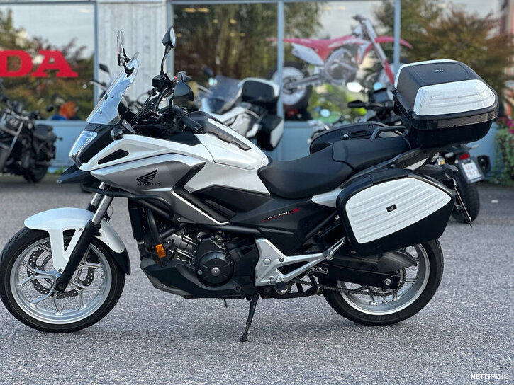 Moottoripyörä Honda NC 2018 26645813