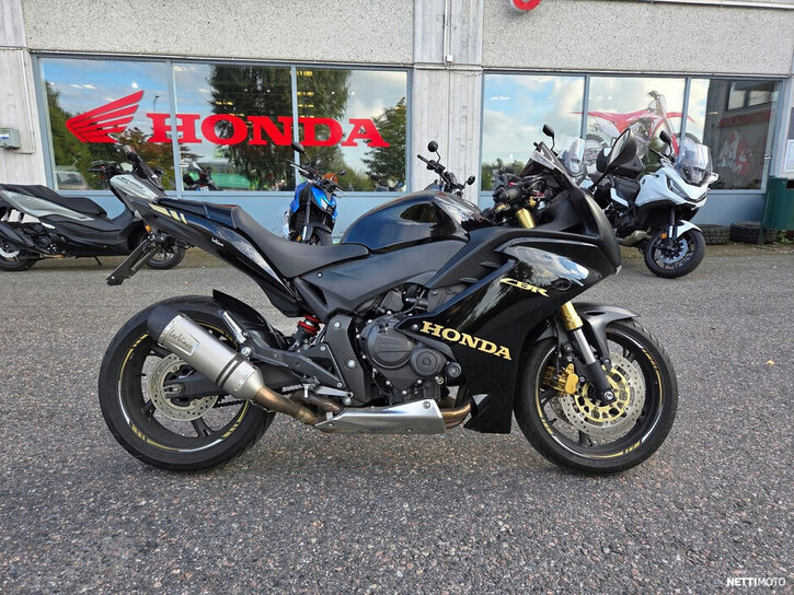 Moottoripyörä Honda CBR 2013 26646023