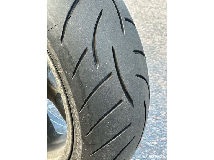Moottoripyörä Aprilia Shiver 2009 26657376
