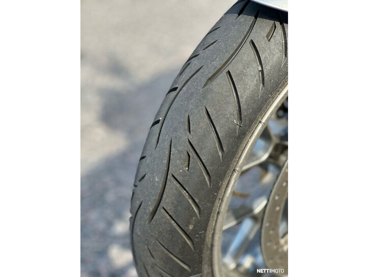Moottoripyörä Aprilia Shiver 2009 26657378